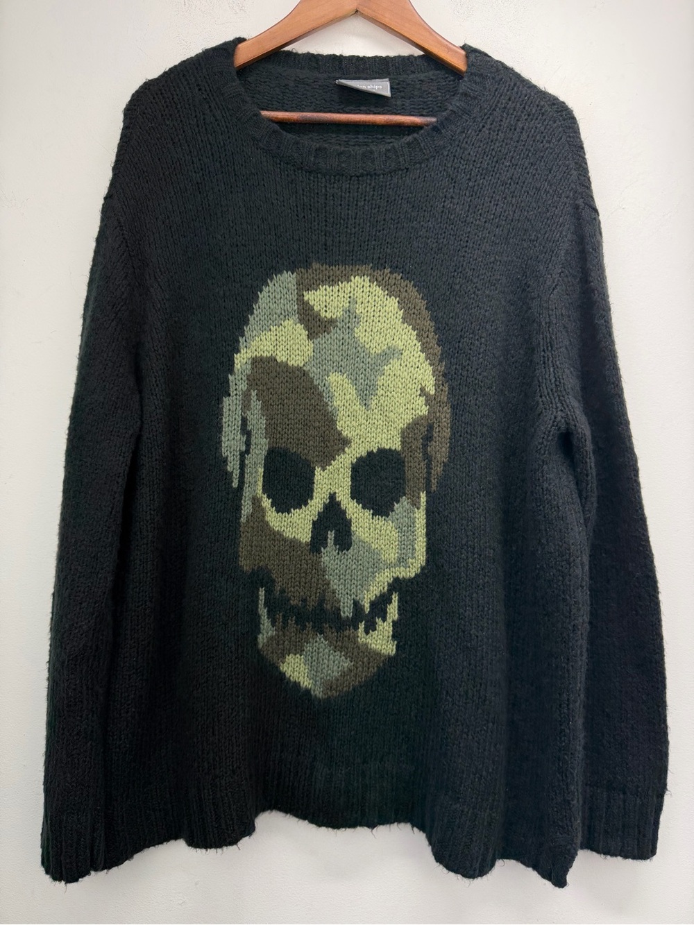 Wooden Ships size Medium/Large Women’s Black Camo Skull Oversized Sweater